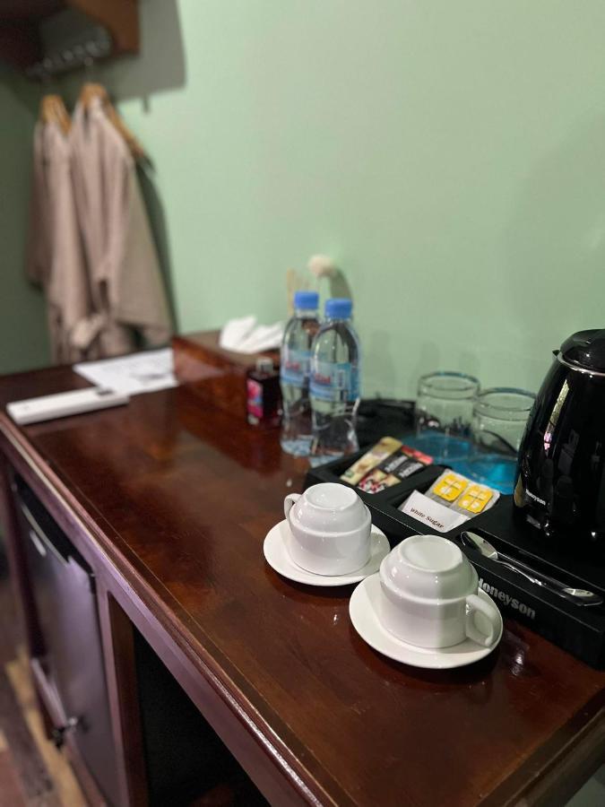 两个月亮酒店 贡布 外观 照片